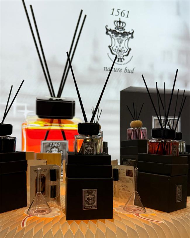 bud亮相进博会演绎意式美学CQ9电子登录注册nature(图7) bud亮相进博会演绎意式美学CQ9电子登录注册nature(图7)