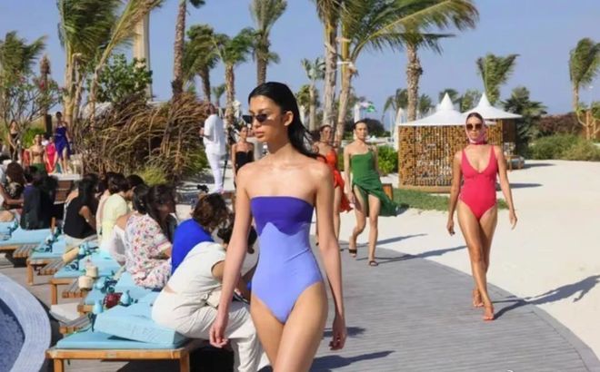 了3天:距离中国7000公里遍地黄金与荆棘CQ9电子平台网站我在最土豪的游戏市场待(图38) 了3天:距离中国7000公里遍地黄金与荆棘CQ9电子平台网站我在最土豪的游戏市场待(图38)